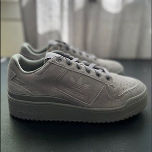 Adidas Forum Bold size US Womens 9.5